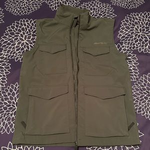 Eddie Bauer Travex Vest - men’s small